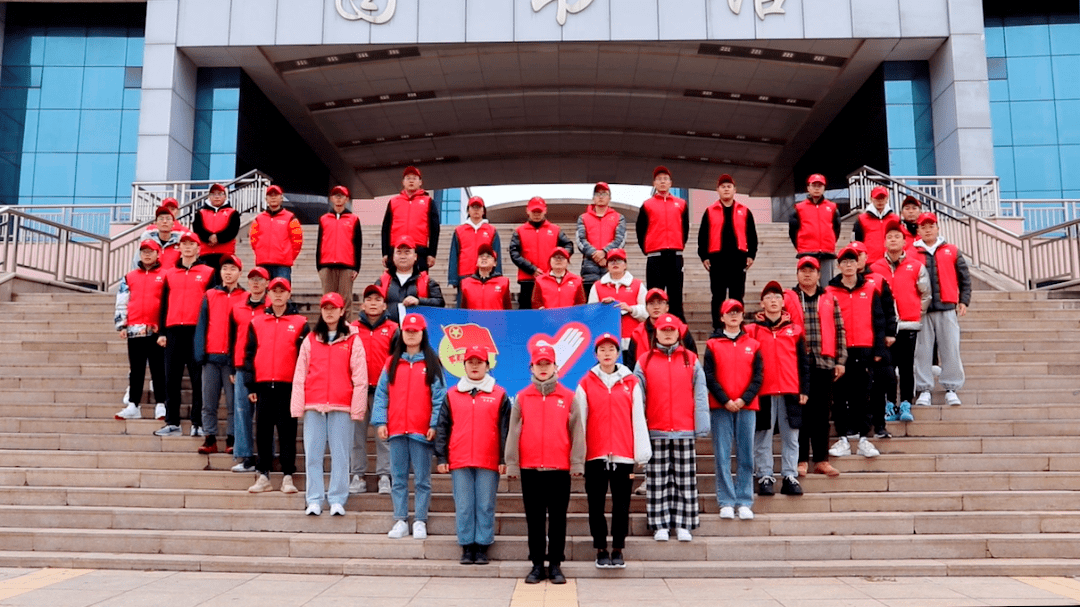 “十大外围足球平台app手机版”
【12·5国际志愿者日】日照青年志愿服务事情在全国平台展播 两项目摘金夺银!(图5) “十大外围足球平台app手机版”
【12·5国际志愿者日】日照青年志愿服务事情在全国平台展播 两项目摘金夺银!(图5)